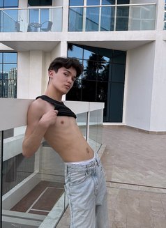Mika twink - Acompañantes masculino in İstanbul Photo 4 of 16
