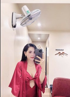 Mika - puta in Muscat Photo 3 of 4