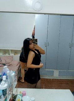 Mikay..real wet young pussy - puta in Kuala Lumpur Photo 7 of 13
