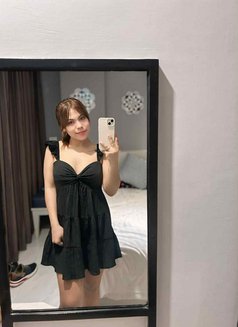 Mikay..real wet young pussy - puta in Kuala Lumpur Photo 5 of 13