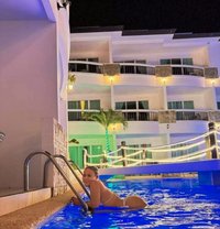 Mikay..real wet young pussy - escort in Singapore