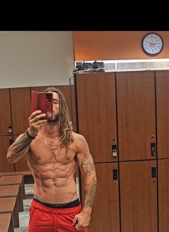 Mike - Acompañantes masculino in Toronto Photo 1 of 1