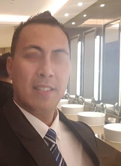 Mike - Acompañantes masculino in Manila Photo 1 of 4