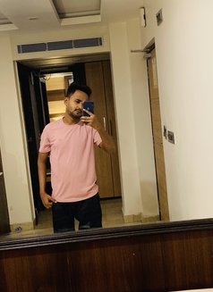 Mike - Acompañantes masculino in Kolkata Photo 5 of 6