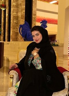 Mia - escort in Riyadh Photo 9 of 12