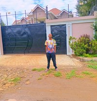Mike - Male escort in Nairobi
