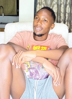 Mike - Acompañantes masculino in Nairobi Photo 2 of 4