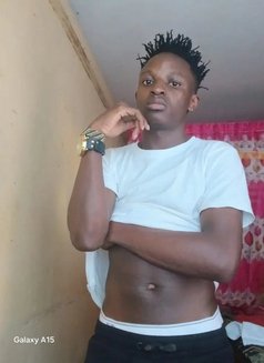 Mike - Masajista in Nairobi Photo 9 of 9