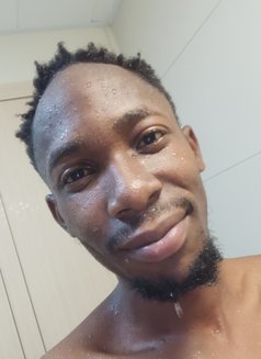 Mike - Male escort in Nairobi Photo 1 of 1