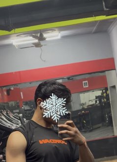 Mike"s - Male escort in New Delhi Photo 2 of 3