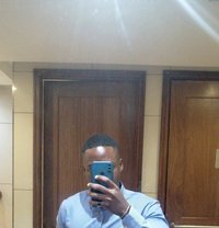 Mike - Male companion in Dar es Salaam
