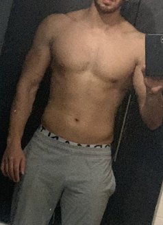 Mike - Male escort in Dubai Photo 1 of 1