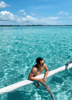 Mikee Pleasure - Acompañantes masculino in Dubai Photo 9 of 10