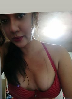 Mikella - Acompañantes transexual in Manila Photo 17 of 22