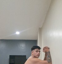 Mikevon - Male escort in Cebu City