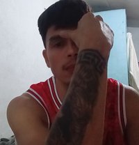Mikevon - Male escort in Cebu City