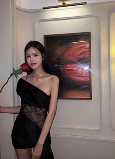 Miki Hk - puta in Hong Kong Photo 5 of 8