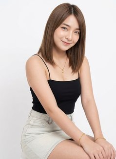 Miki - puta in Bangkok Photo 8 of 14