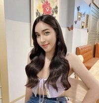 Miki - Transsexual escort in Singapore