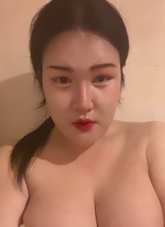 Miki - Transsexual adult performer in Pattaya Photo 2 of 7