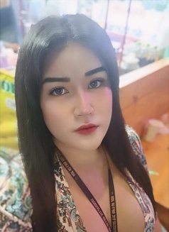 Miki - Acompañantes transexual in Pattaya Photo 1 of 9