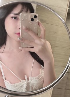 Miki - escort in Okinawa Island Photo 5 of 6