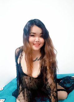 Mikky - escort in Muscat Photo 5 of 13