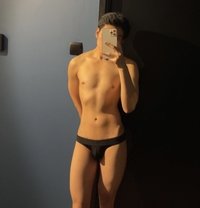 Mikosan - Acompañante masculino in Dubai