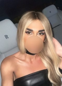 Mila - Transsexual escort in Dubai Photo 24 of 25