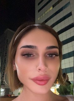 Adelia - Transsexual escort in Dubai Photo 7 of 13