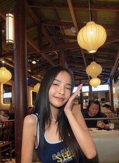 MILA BEE - puta in Taipei Photo 6 of 19