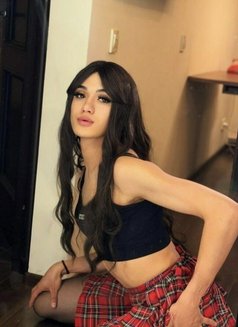 Samira🇦🇲 Real pink Big Dik - Transsexual escort in Doha Photo 2 of 4