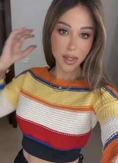 Mila - Transsexual escort in Cairo Photo 3 of 10