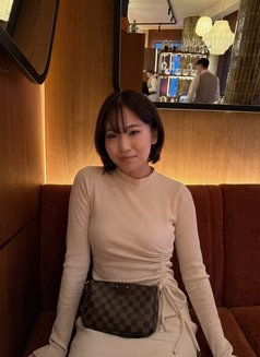 Mila - puta in Dubai Photo 8 of 9
