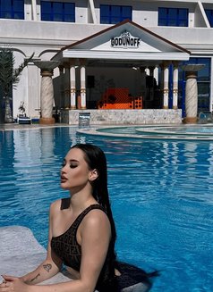 Mila - puta in Hong Kong Photo 7 of 13