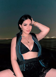 Mila - escort in Abu Dhabi Photo 2 of 5