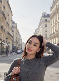 Mila - escort in Dubai Photo 7 of 7