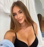 MILA the Most Sensual Tantric Massage - Masajista in Dubai Photo 7 of 8
