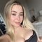 Mila Vanessa - escort in Sheffield Photo 4 of 5