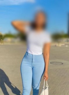 Milan - escort in Nairobi Photo 3 of 4