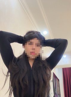 Milana - Male escort in Riyadh Photo 1 of 12