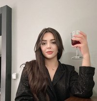 Milana - Transsexual escort in Doha