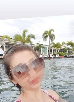 Milana Kazakhstan - puta in Kuala Lumpur Photo 2 of 5