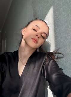 Milana - escort in Dubai Photo 2 of 10