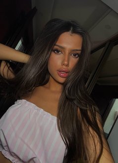 Milana - escort in Dubai Photo 1 of 14