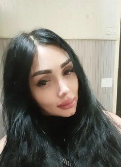 Milana - escort in Mumbai Photo 3 of 7