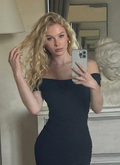 Milana Russian Model - escort in Phuket Photo 5 of 6