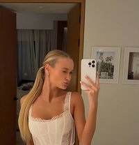 Milana - escort in Singapore