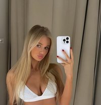 Milana - escort in Singapore