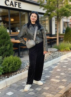 Milana - escort in Hong Kong Photo 3 of 5